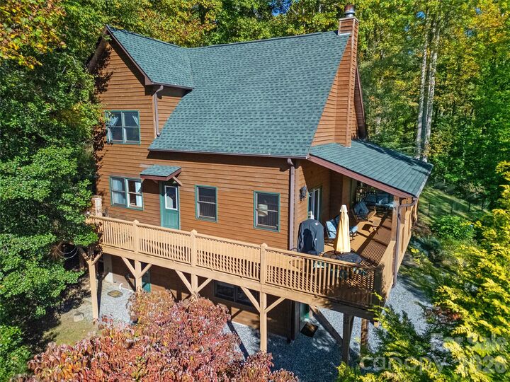 Property Photo:  373 Lynn Crest Drive  NC 28712 