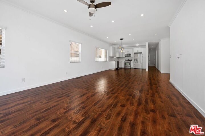 Property Photo: 8549 Cashio St CA 90035