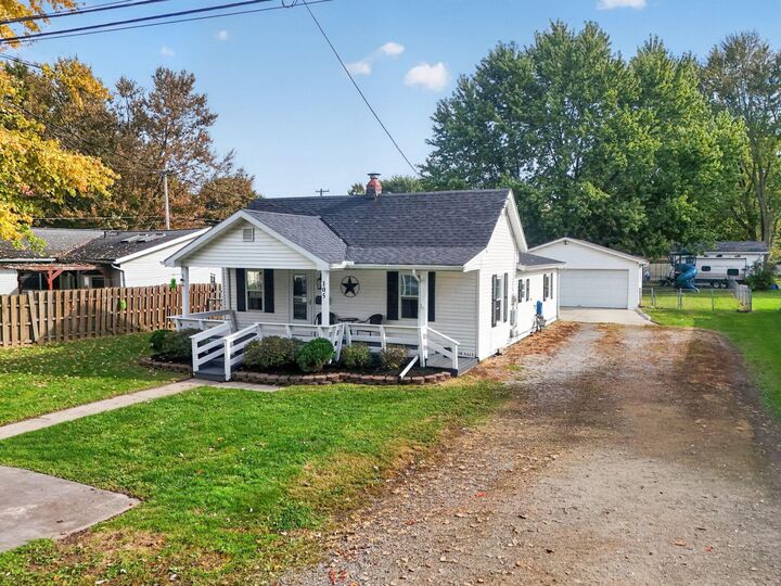 Property Photo:  105 Pearl Street  OH 43344 