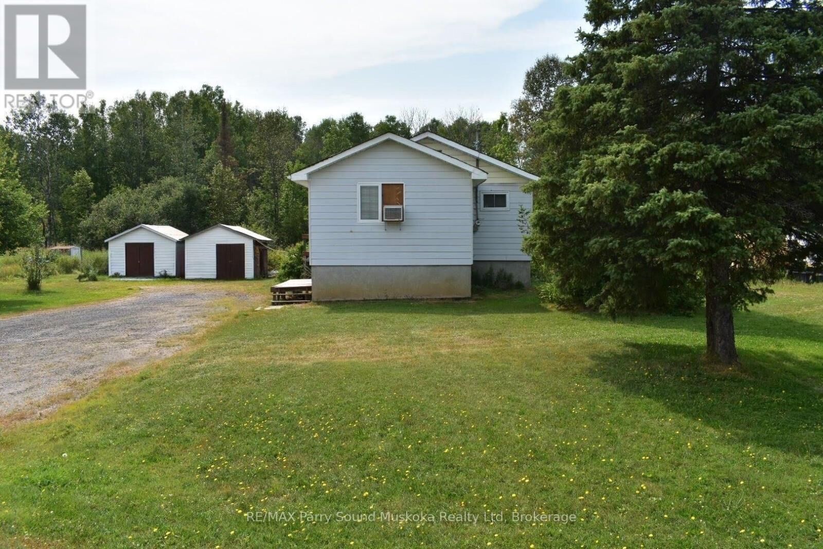 Property Photo: 1390 69 Highway North ON P0G 1A0