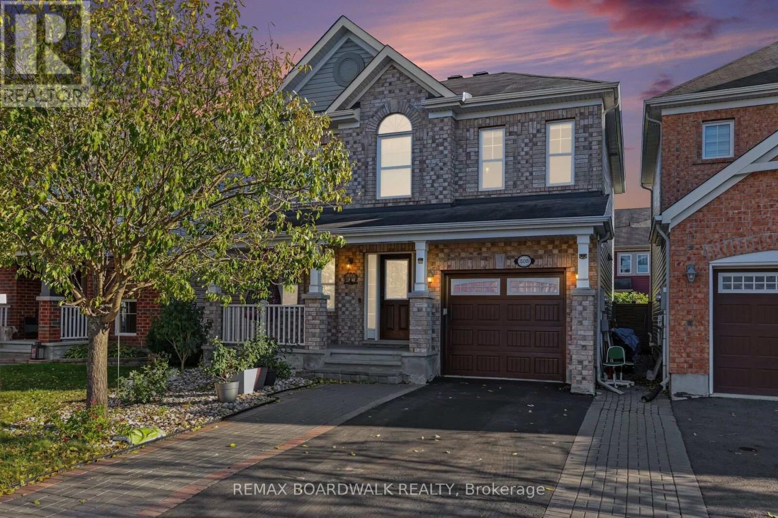 Property Photo:  508 Sunlit Circle  ON K4A 0V4 