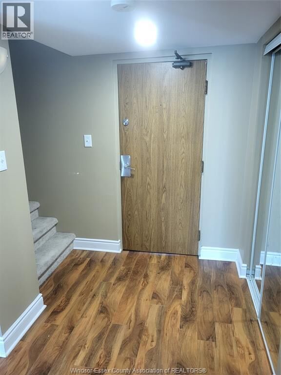 Property Photo:  380 Pelissier Street 1604  ON N9A 6V7 