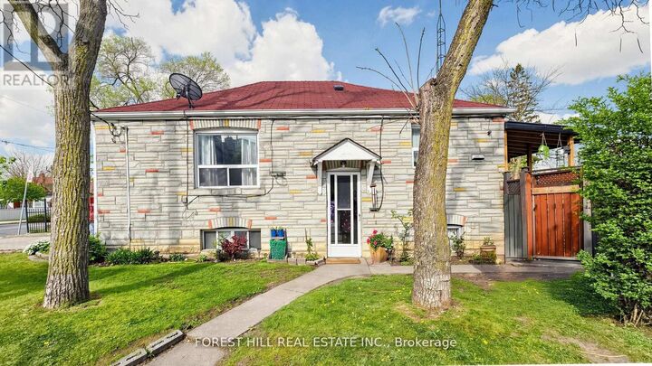 Property Photo:  2 Ellins Avenue  ON M6N 2A1 