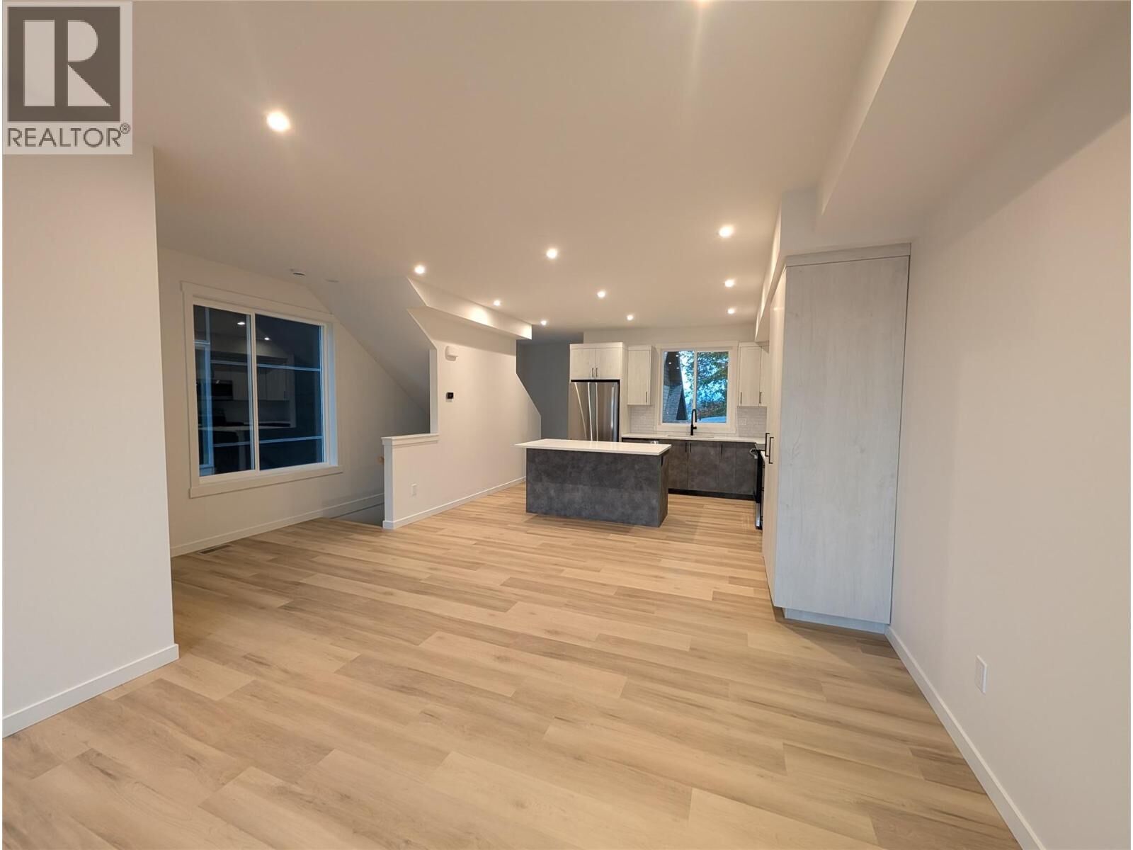 Property Photo:  3602 Pleasant Valley Road 3  BC V1T 4L6 