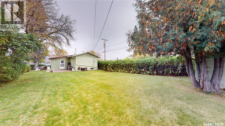 Property Photo:  100 Lonsdale Street  SK S0G 5A0 