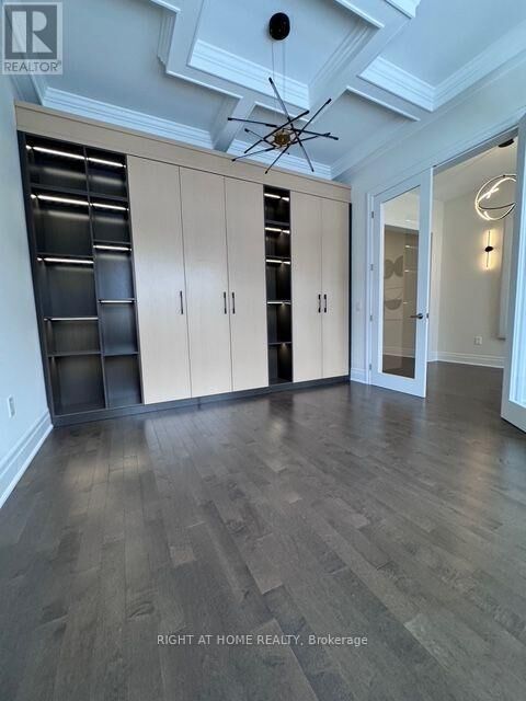 Property Photo:  21 Casavant Court  ON L6A 5A5 