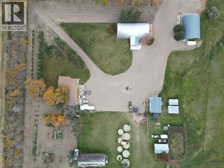Property Photo:  172075 Township Road 90  AB T0K 0B0 