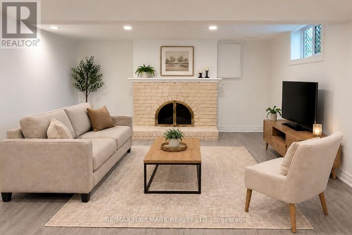 Property Photo:  102 Murray Drive Bsmt  ON L4G 2C5 