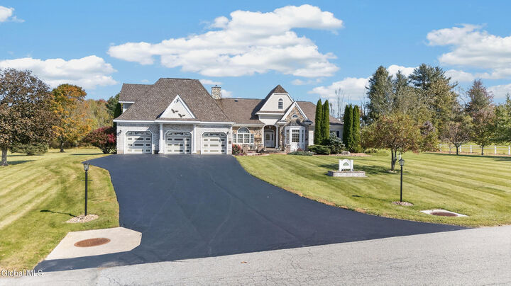 Property Photo:  114 Jamie Lane  NY 12025 