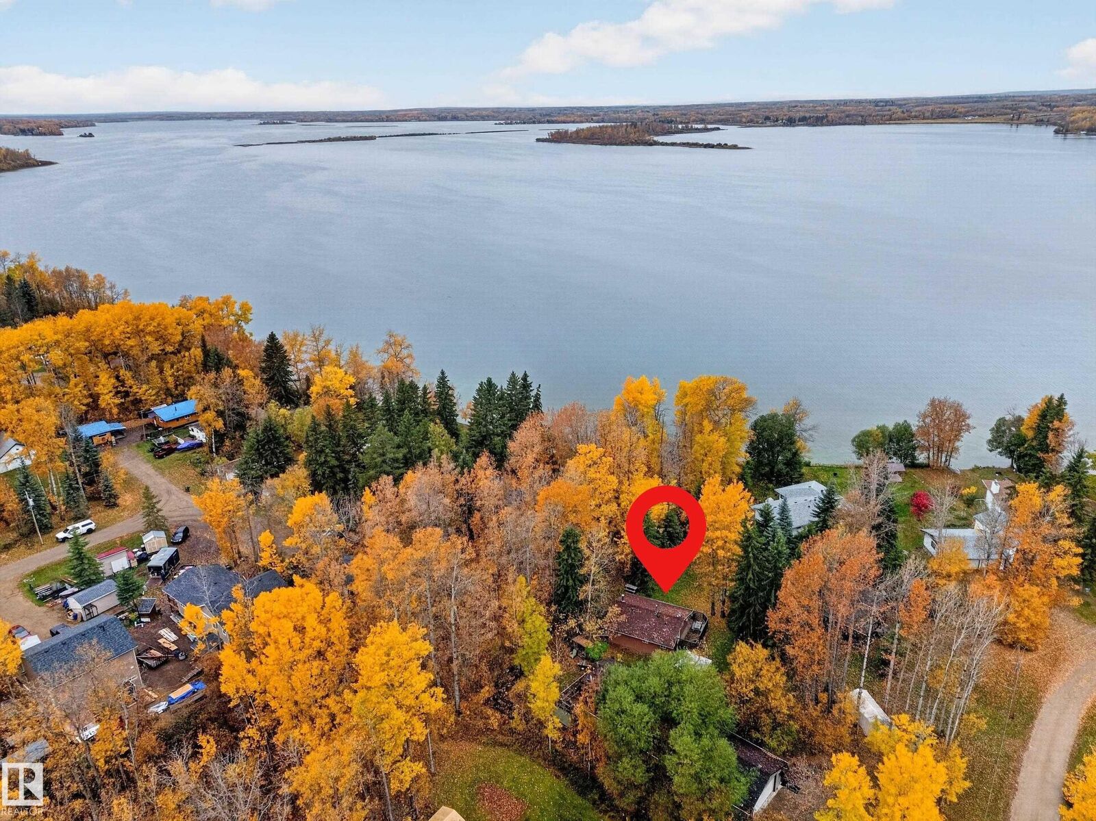 Property Photo:  5 Alder Avenue  AB T0E 0L0 