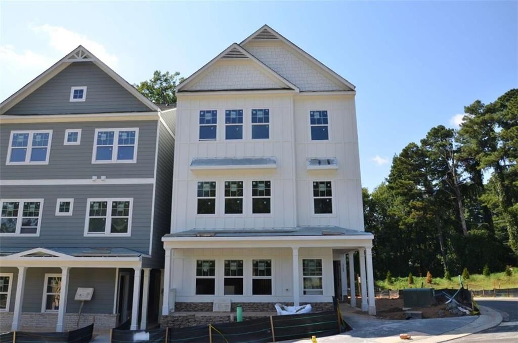 Property Photo: 3571 Saddleback Drive GA 30144