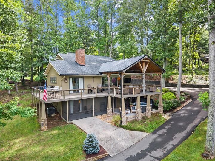 Property Photo:  3755 Woods Creek Drive  GA 30582 