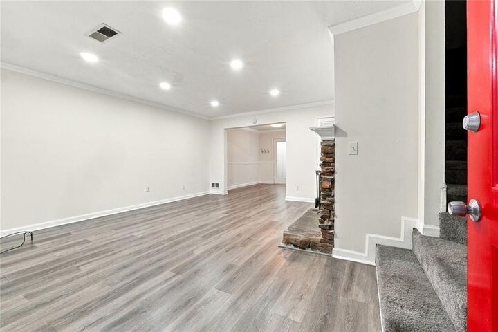 Property Photo:  220 Chads Ford Way  GA 30076 