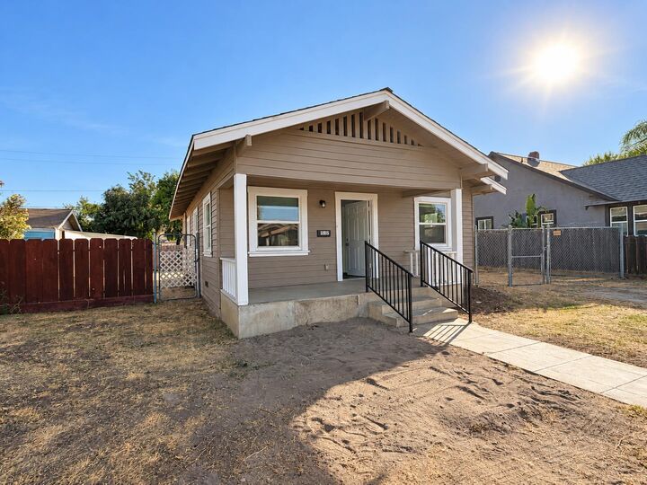 Property Photo: 415 W Florinda Street CA 93230