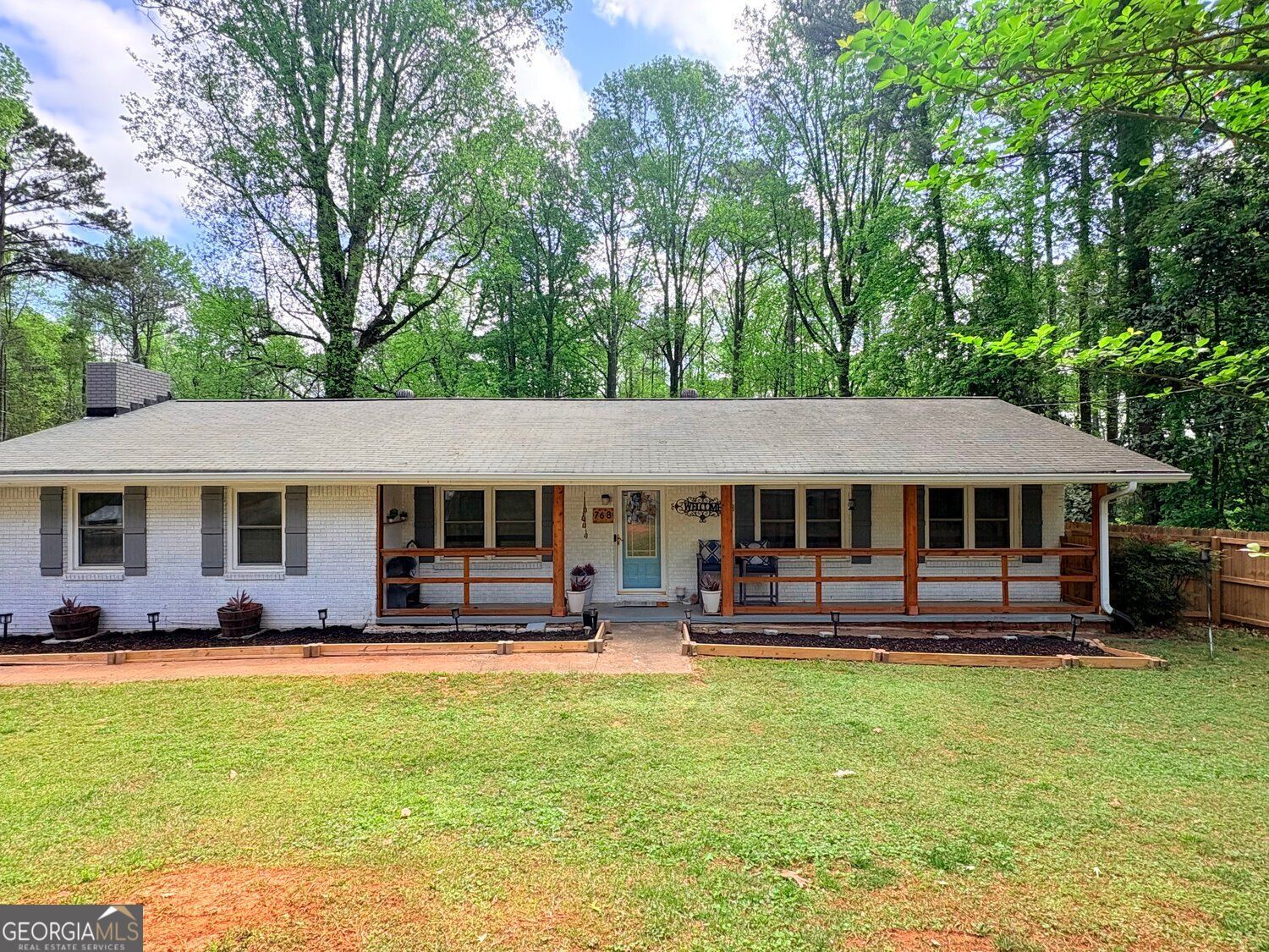 Property Photo: 768 Swan Lake Road GA 30281