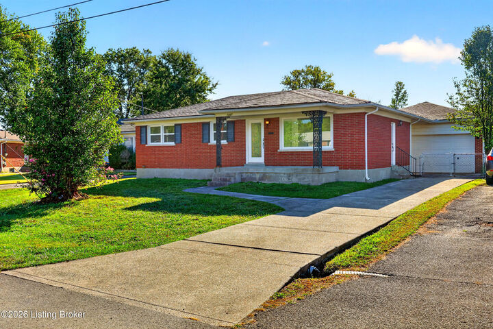 Property Photo: 7207 Ivan Ct KY 40214