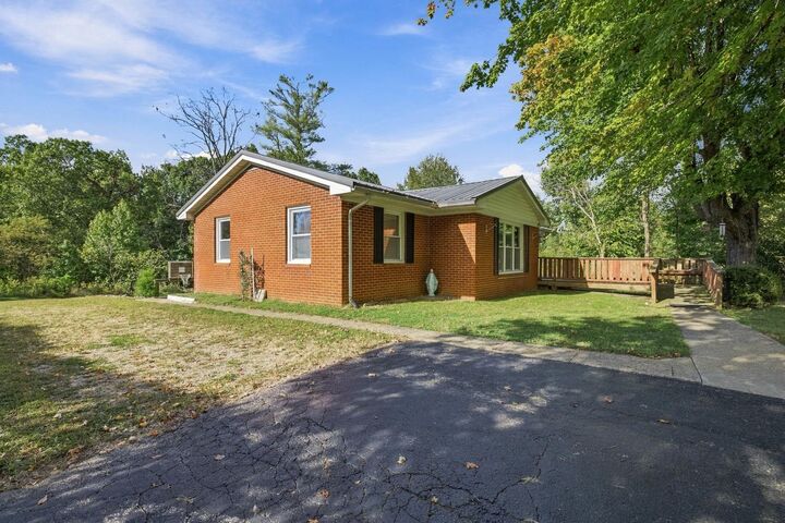 Property Photo:  5166 Free Silver Rd  KY 42366 