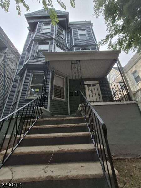 Property Photo:  63 S 7th St  NJ 07107 