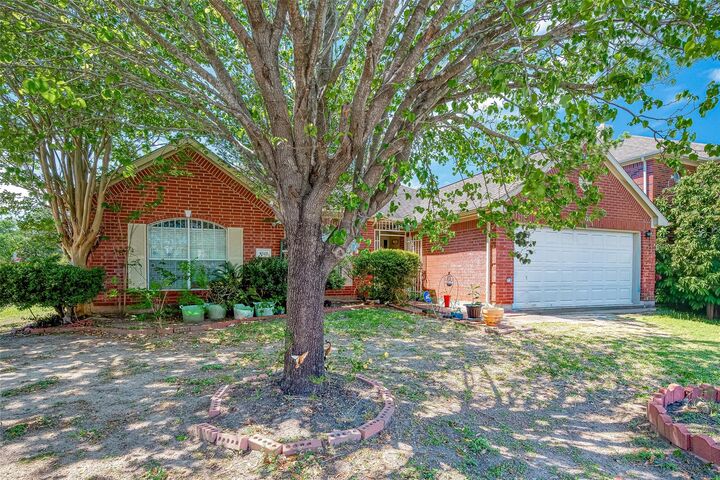 Property Photo:  8918 Rustling Leaves Road  TX 77083 