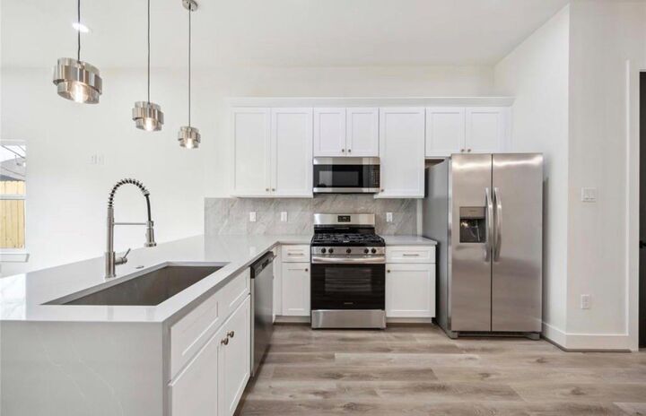 Property Photo:  7980 Angus Street A/B  TX 77028 