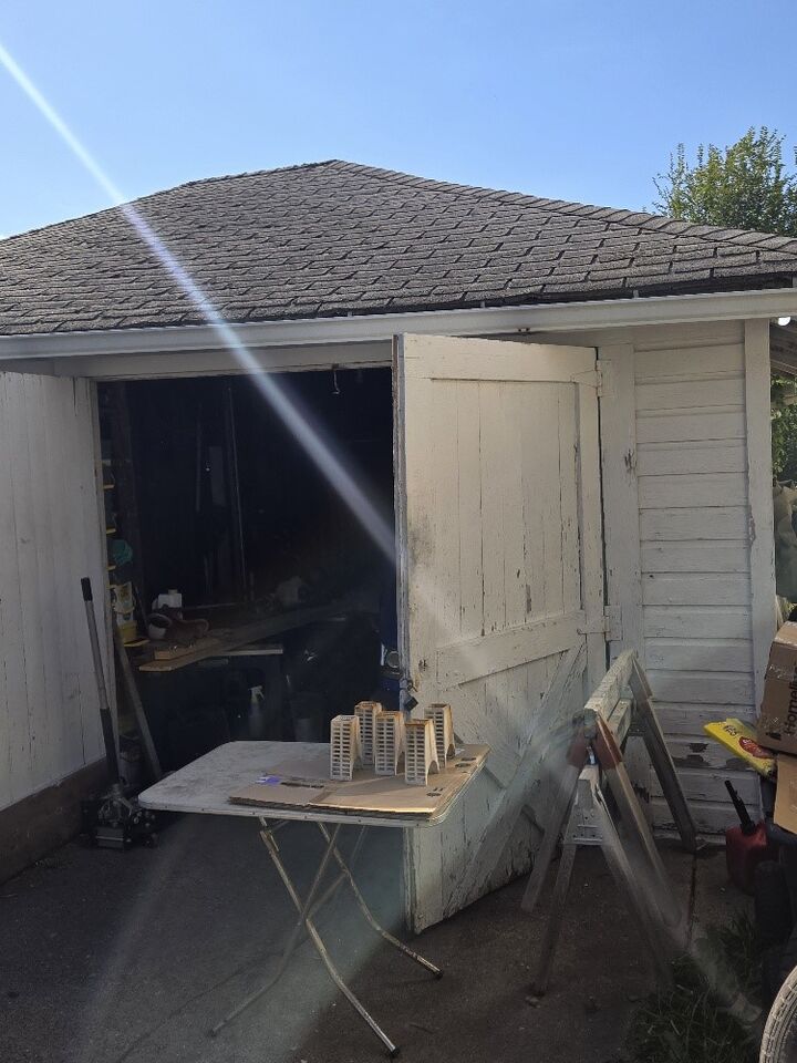 Property Photo:  319 Grand Street S  IA 50049 