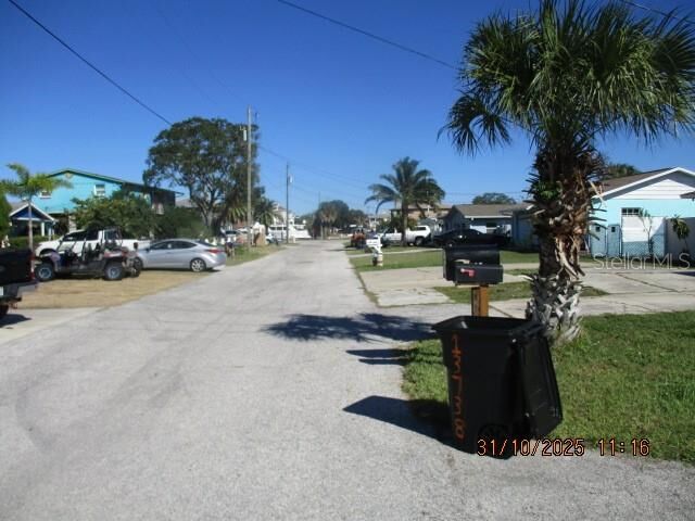 Property Photo: 13739 Coco Avenue FL 34667