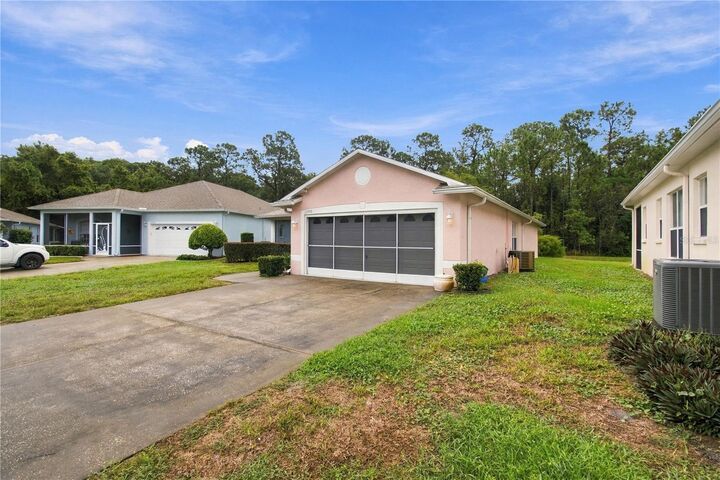 Property Photo: 11508 Bloomington Court FL 34654