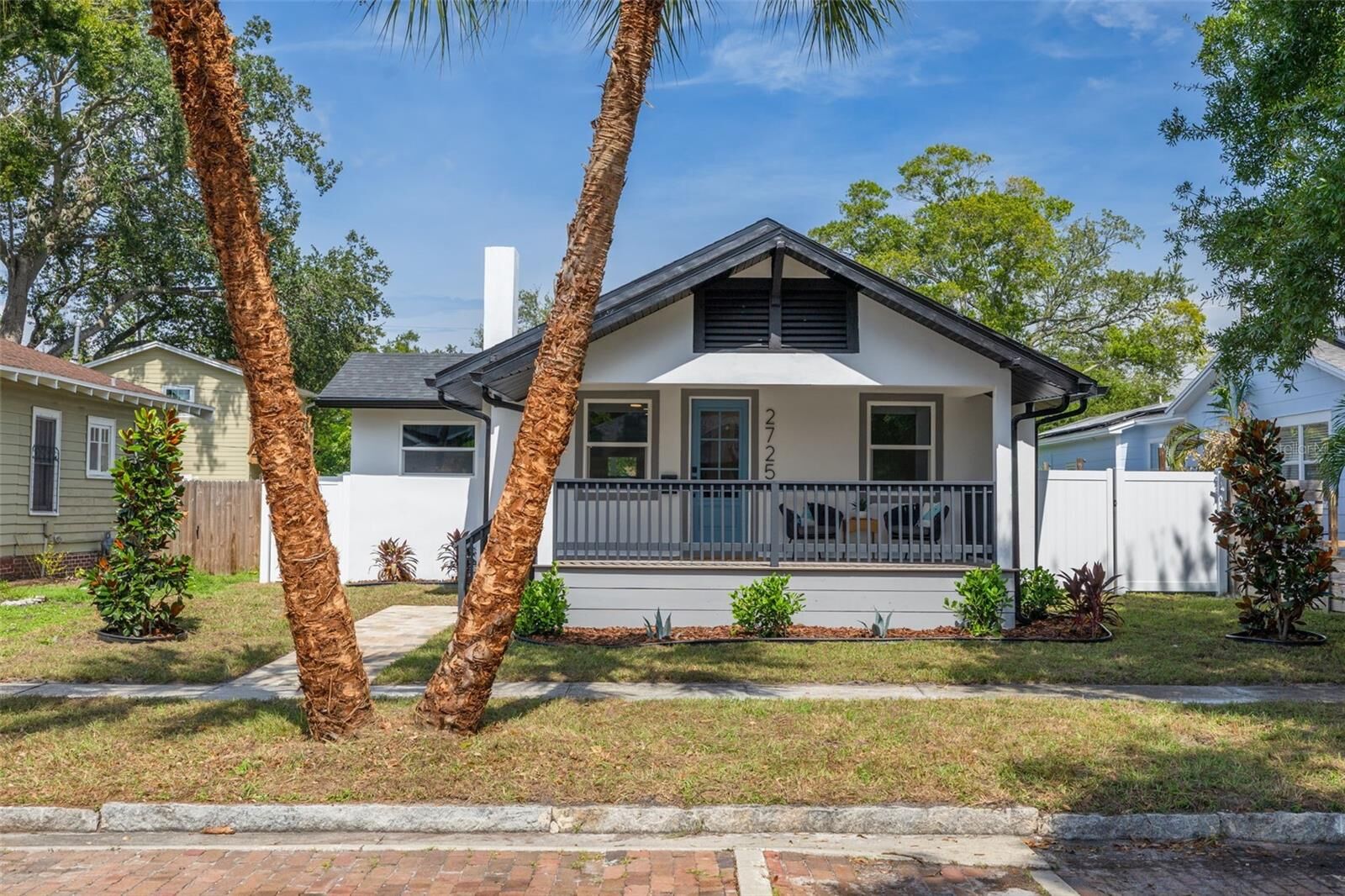 Property Photo: 2725 4th Avenue S FL 33712
