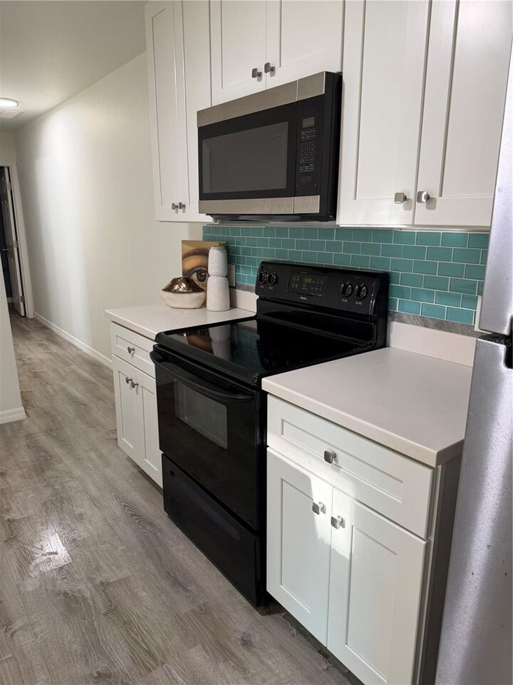 Property Photo: 247 NE 4th Street FL 34429