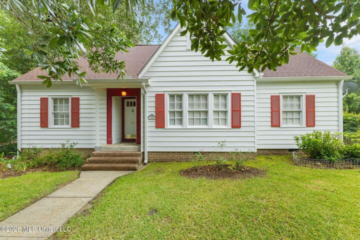 Property Photo:  750 W 13th Street  MS 39440 