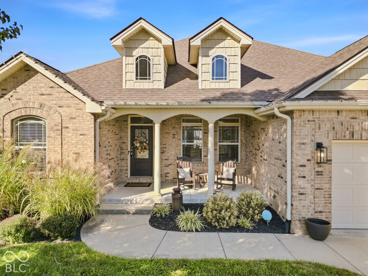 Property Photo:  2656 Daffodil Court W  IN 47201 