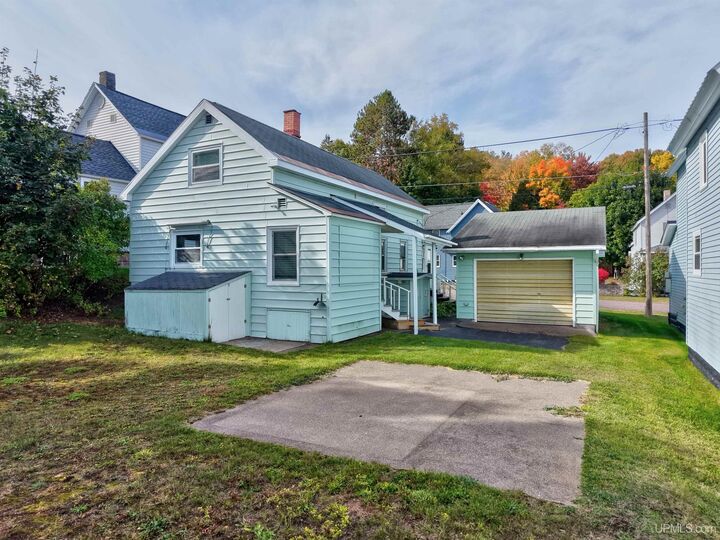 Property Photo: 51710 Maple Street MI 49934