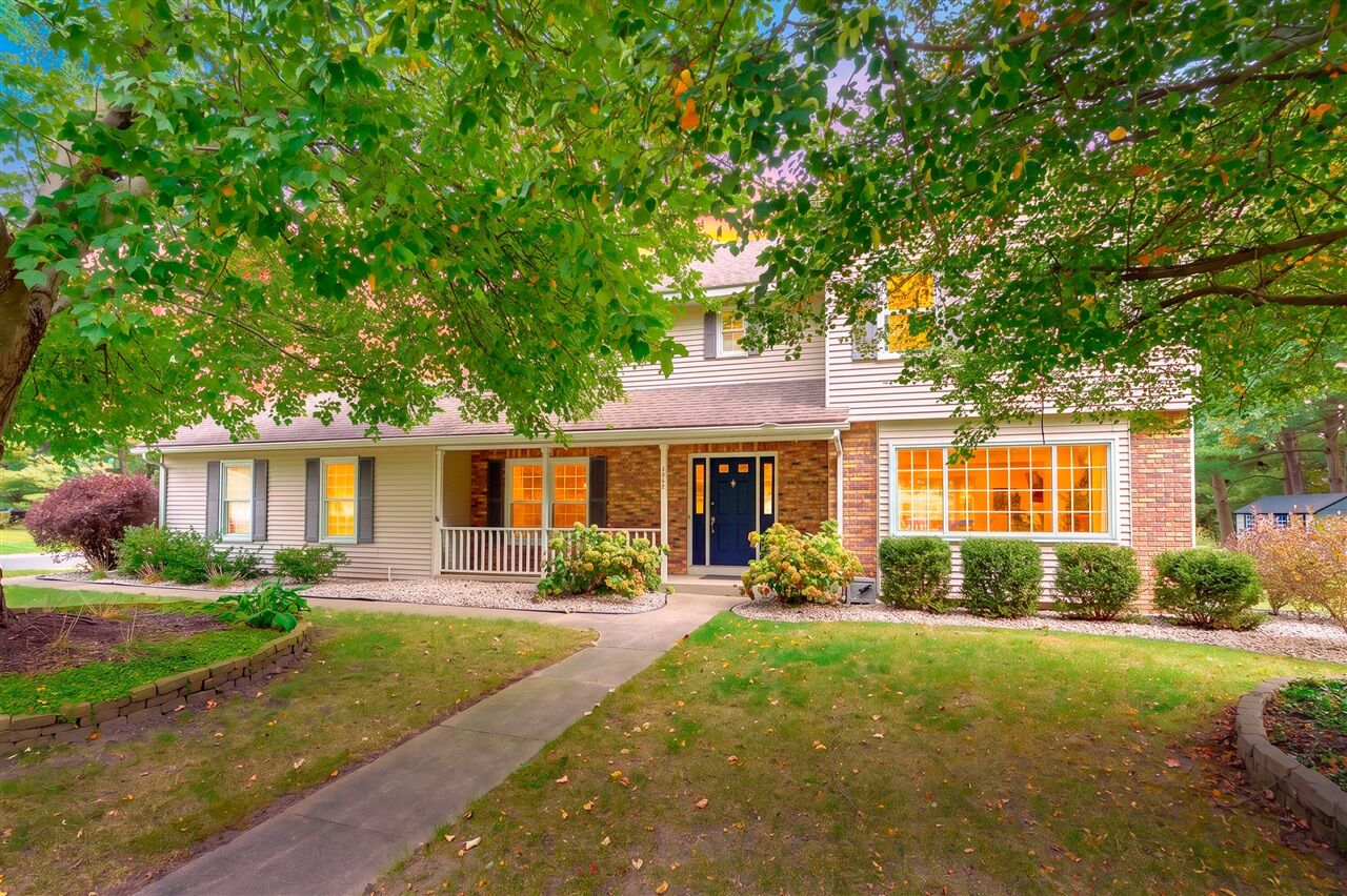 Property Photo: 3062 Kalarama Avenue MI 49024