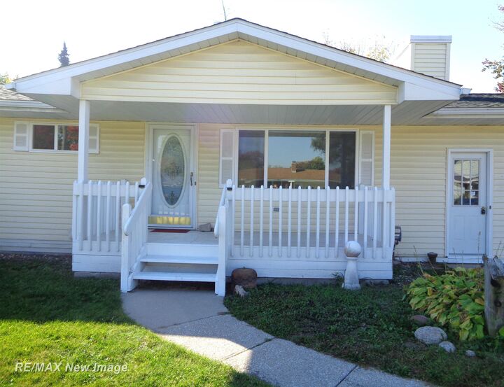 Property Photo:  2637 Julianne Drive  MI 48603 