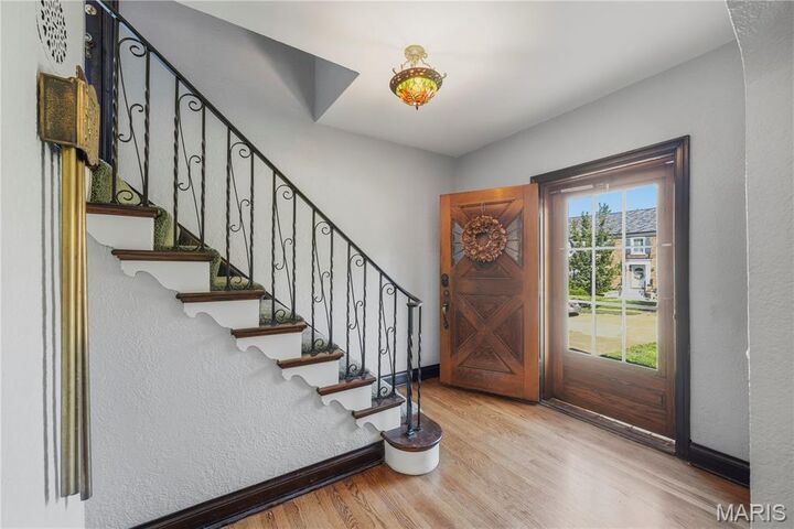 Property Photo:  7332 Huntington Drive  MO 63121 