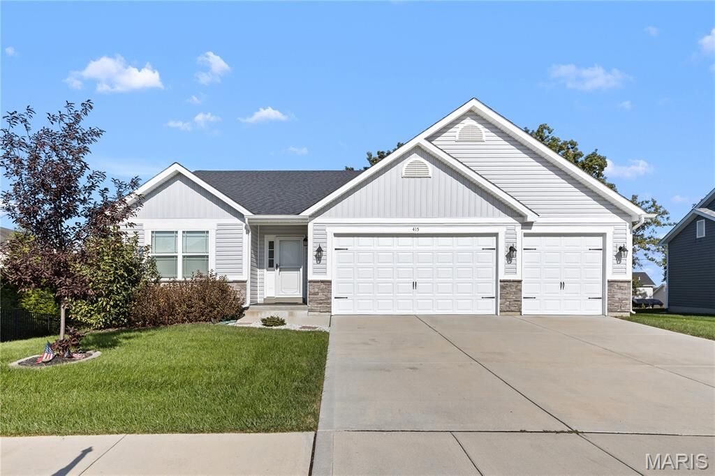 Property Photo: 415 Knothole Lane MO 63385