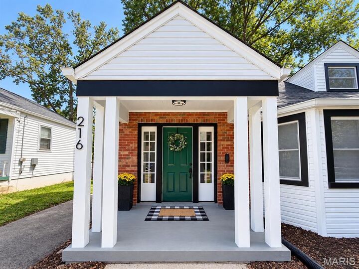Property Photo:  216 S Hartnett Avenue  MO 63135 