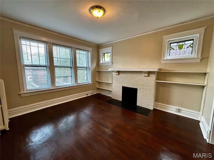 Property Photo: 6028 Pershing Avenue MO 63112