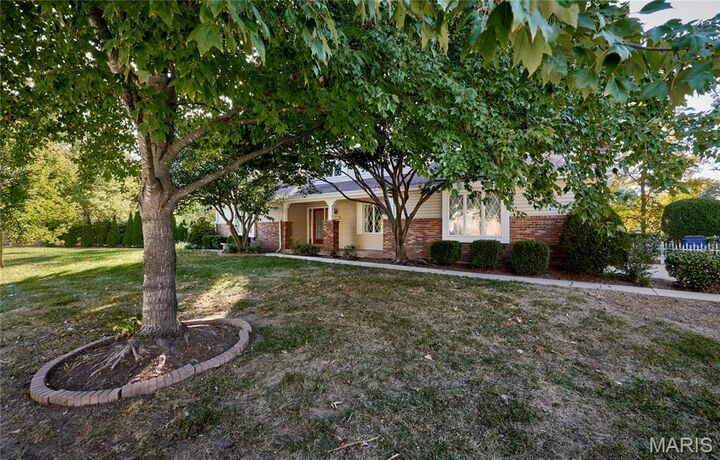 Property Photo:  5136 Silver Lake Court  MO 63304 