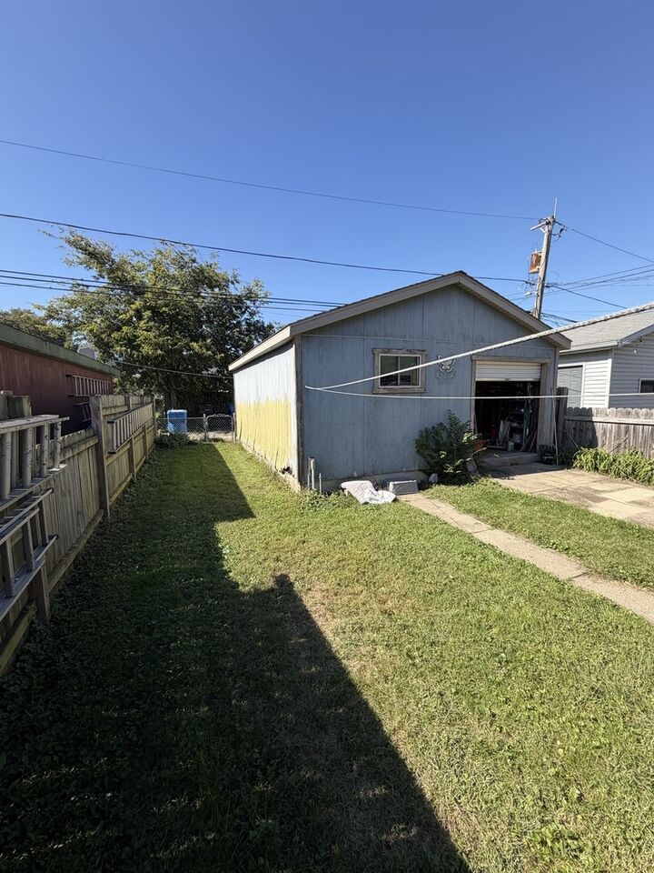 Property Photo: 11258 S Drake Avenue IL 60655