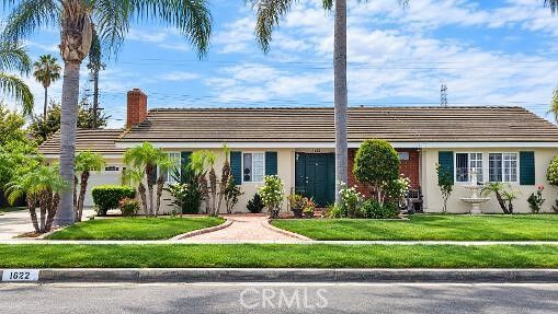 Property Photo: 1622 W Cris CA 92802