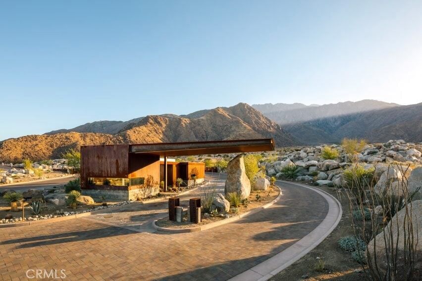 Property Photo: 2065 Vista Palizada CA 92262
