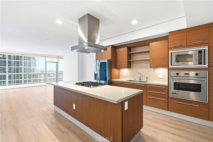 Property Photo: 9 Macarthur CA 92707
