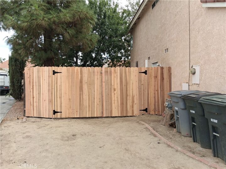 Property Photo: 828 Greenwich Court CA 92545