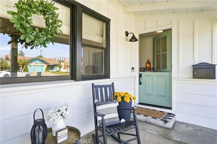 Property Photo:  1426 E Sycamore  CA 92866 