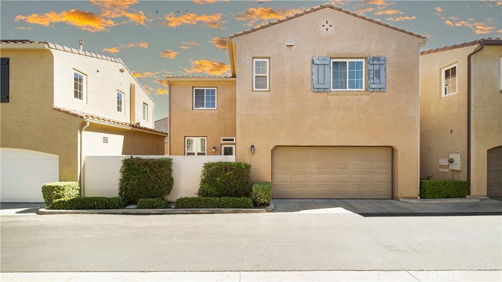 Property Photo:  20034 Pienza  CA 91326 