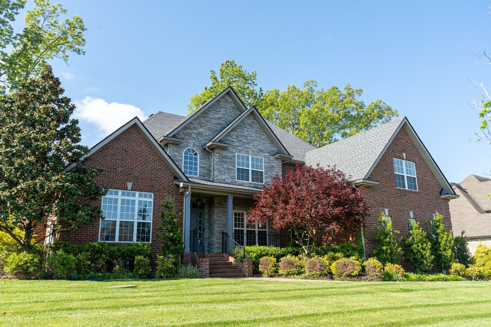 Property Photo: 1215 Twin View Dr TN 37128