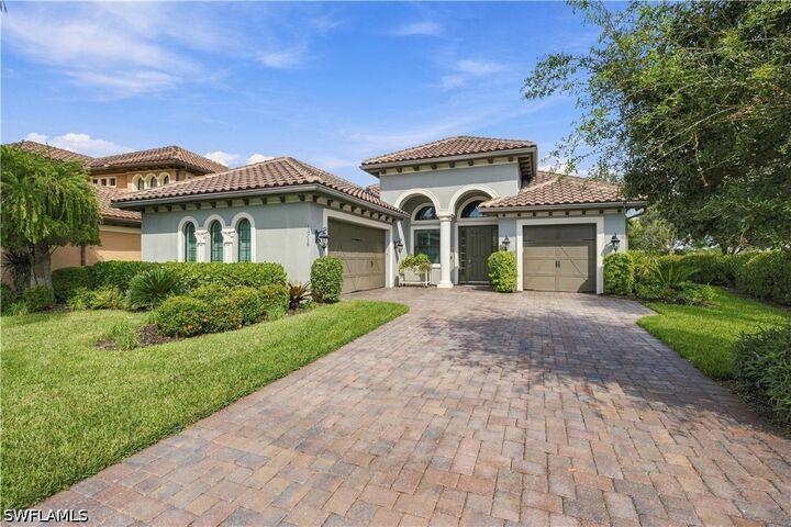 Property Photo: 12718 Dundee Lane FL 34120