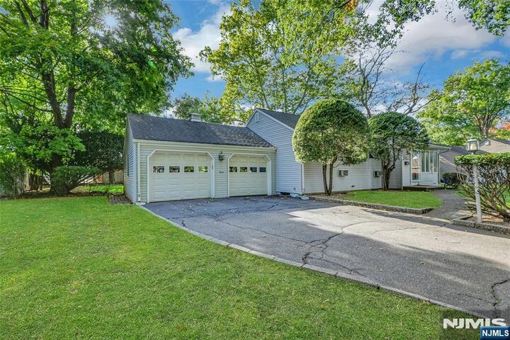 Property Photo: 12 Pitcairn Avenue NJ 07423