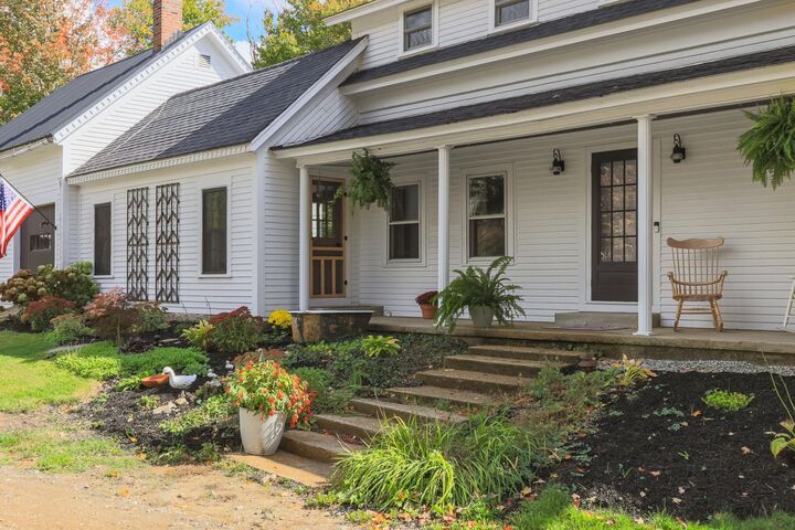 Property Photo:  85 White Oak Road  NH 03225 